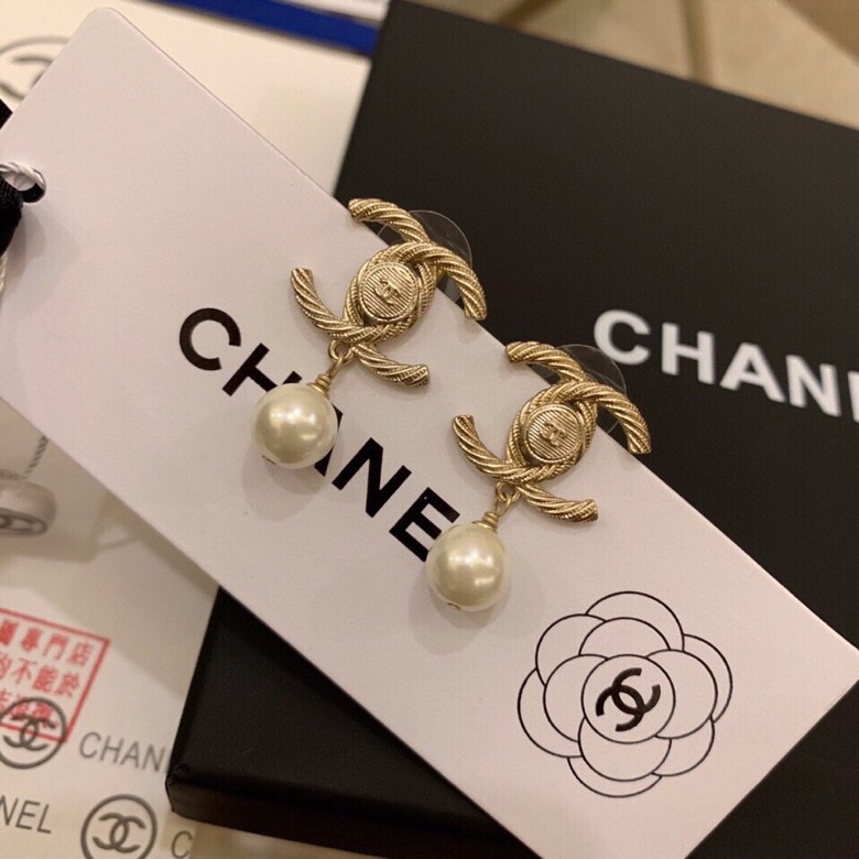 Chanel Earrings - Click Image to Close